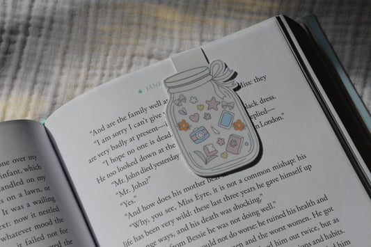 Handmade magnetic bookmark featuring a cottagecore mason jar design on a pink Keepsake House backing card
